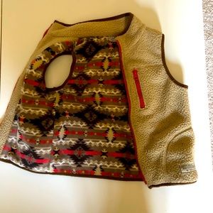 Carter’s Zip-Up Vest Size 5T